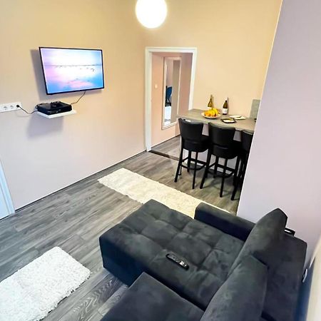 Flamingo Rezidencia Apartman Eger Eksteriør bilde
