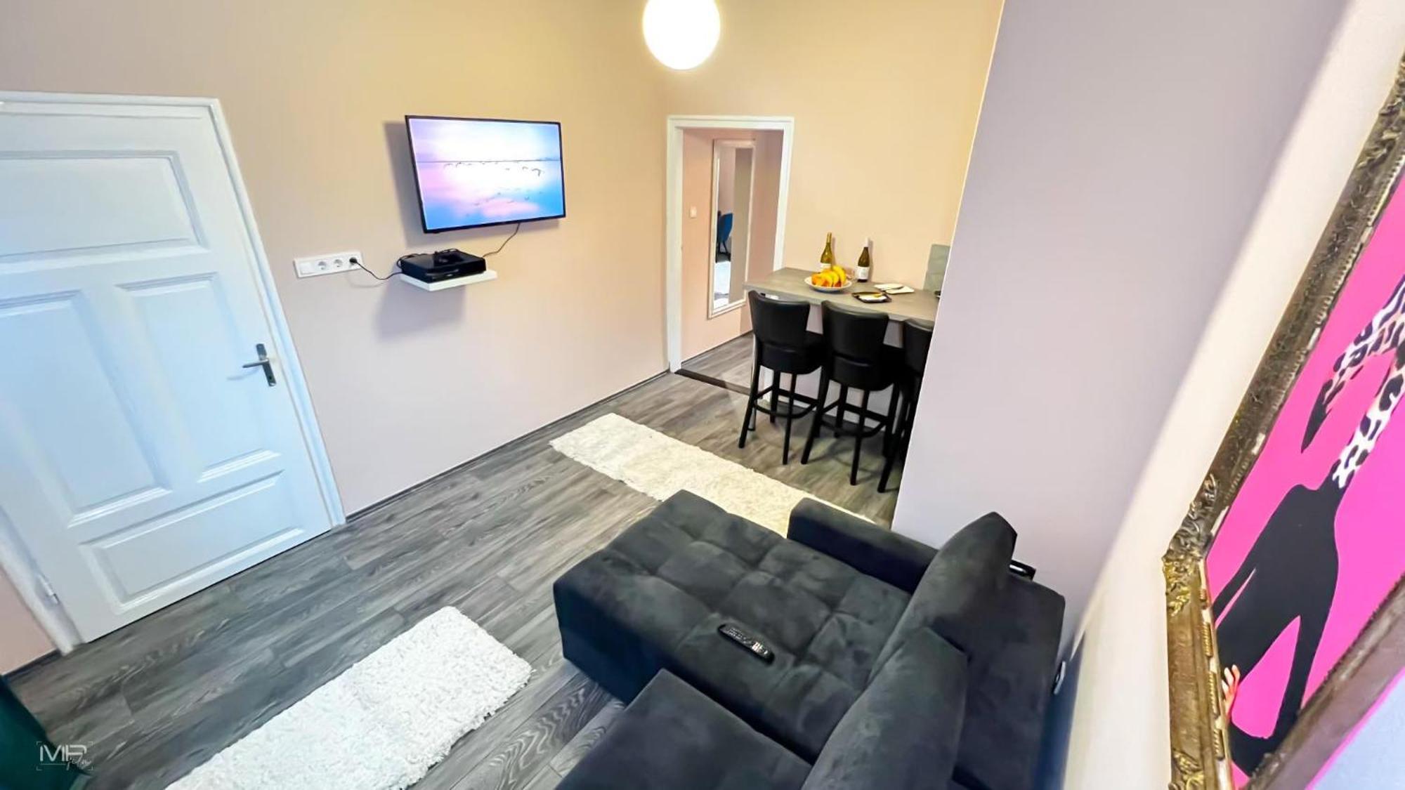 Flamingo Rezidencia Apartman Eger Eksteriør bilde