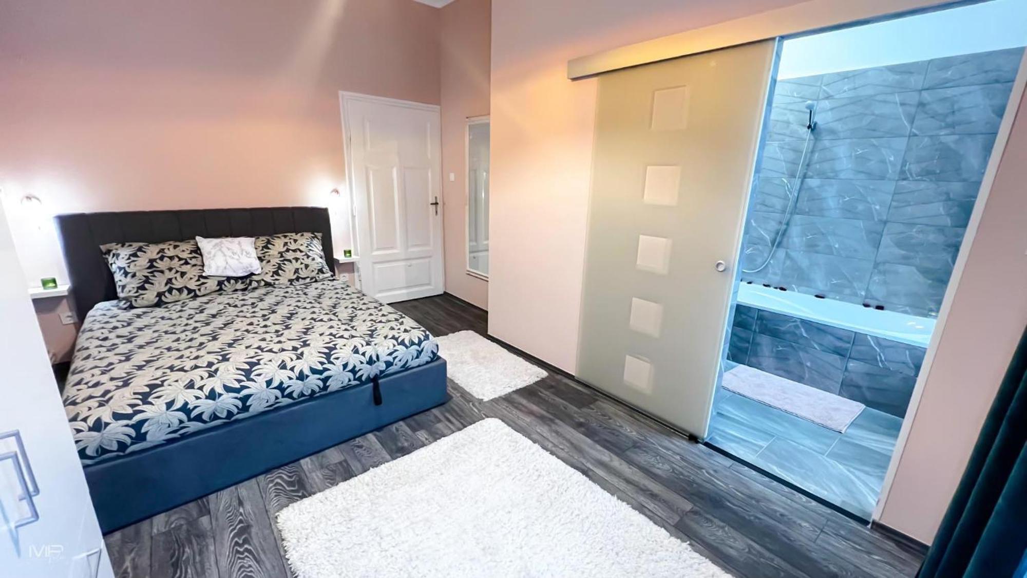 Flamingo Rezidencia Apartman Eger Eksteriør bilde